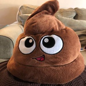 Emoji poop hat